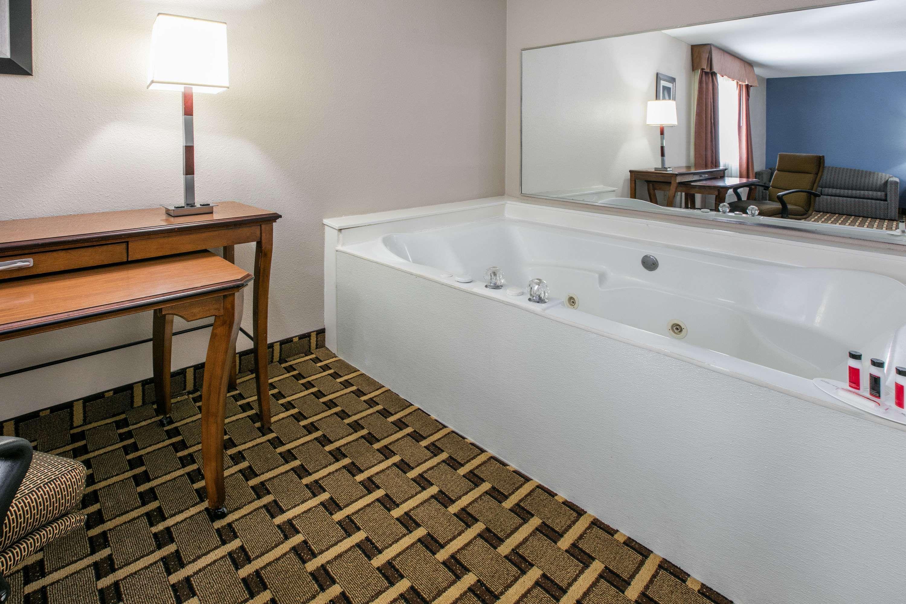 Hotel Baymont By Wyndham Lawton Exteriér fotografie